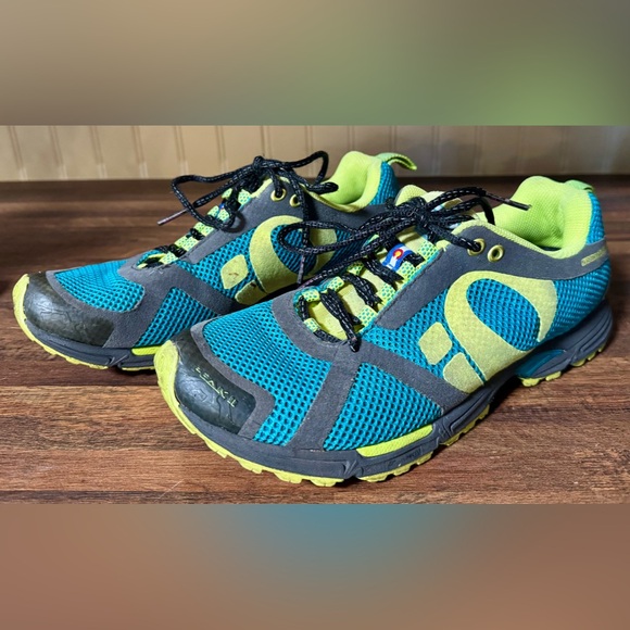 Pearl Izumi Peak II Womens Size 9.5 Blue Trail Race Sneakers Performance Lace - Picture 3 of 14